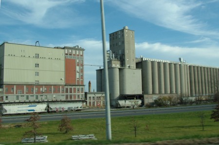 grain elevators trainsS