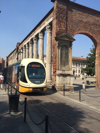 S. Lorenzo Maggiore arcade tram